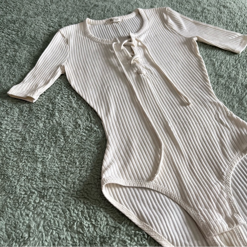 Ribbed Bodysuit - Picture 2 of 4